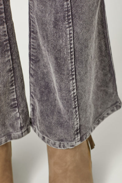 Washed Corduroy Flare Pants (Vintage Grey)