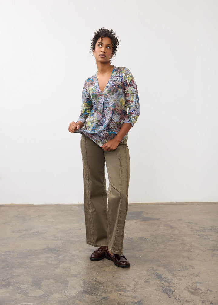 3/4 Sleeve V-Neck Top, Renaissance Bouquet