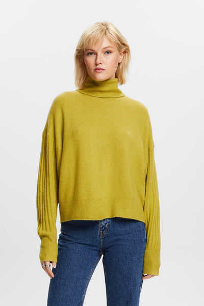 Soft Wool Blend Boxy Sweater - Pistachio Green