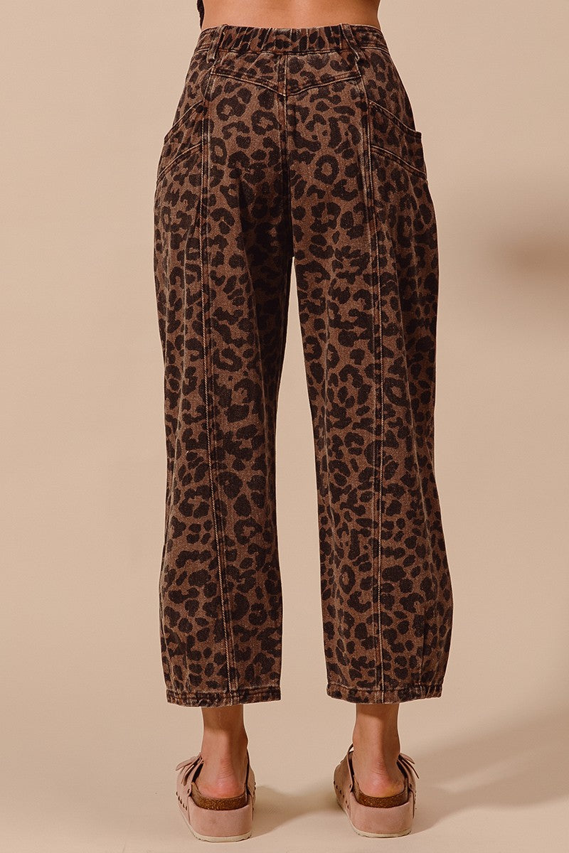 Leopard Print Mid Rise Wide Leg Barrel Jeans - Mocha Leopard