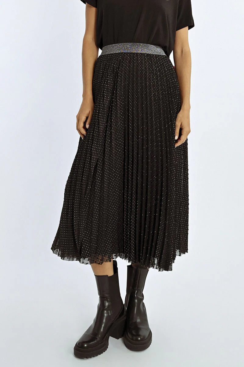 The Pleated Plumetis Skirt - Black