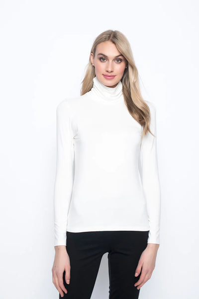 Long Sleeve Turtleneck Top (Off White)