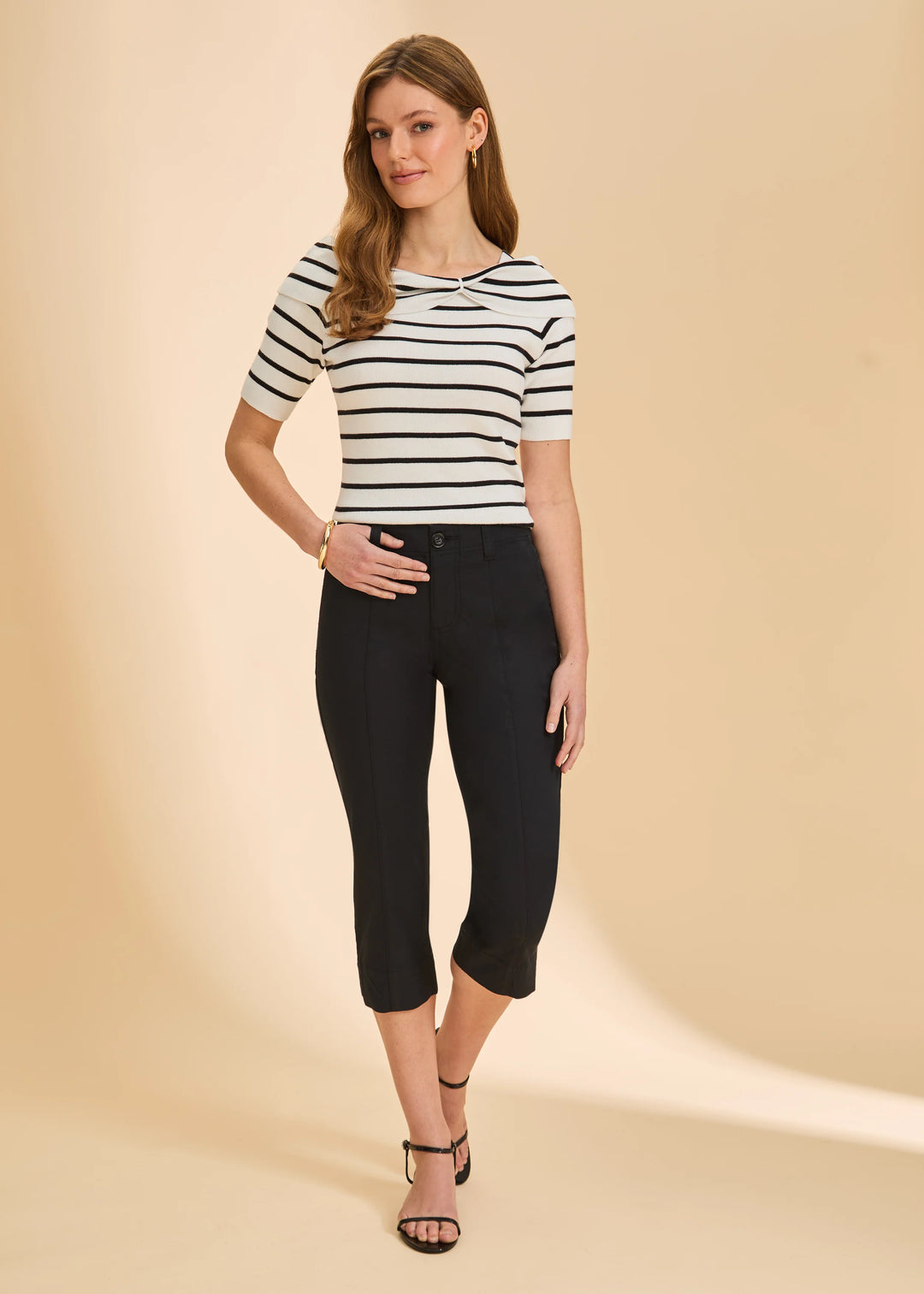 Christina Pintuck Capri, Black