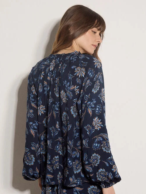 Painterly Sarasa Ruffle Blouse - Navy
