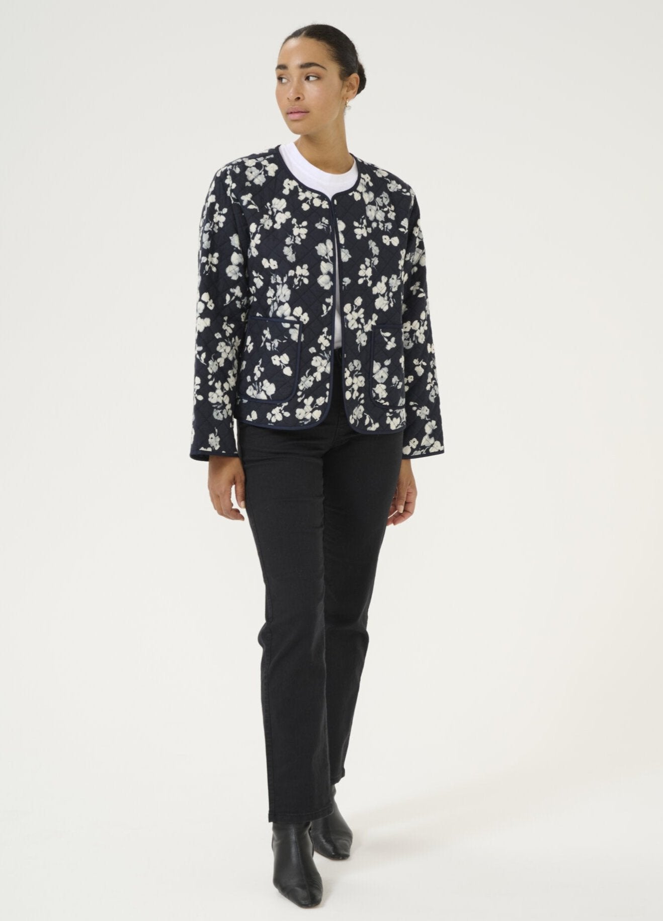 Ansley Jacket - Marine Flower