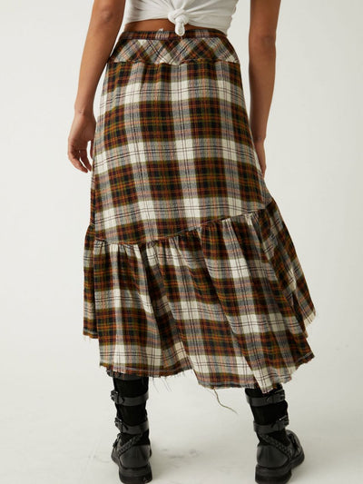 Be a boho dream wearing Marcelline Maxi Skirt. Its high-low silhouette, asymmetric ruffles, and unfinished hem create a flattering and unique style. Crafted from comfortable Viscose-Poly-Elastane, it'll keep you looking and feeling your best! Make a statement and stand out in this simply stunning plaid skirt.