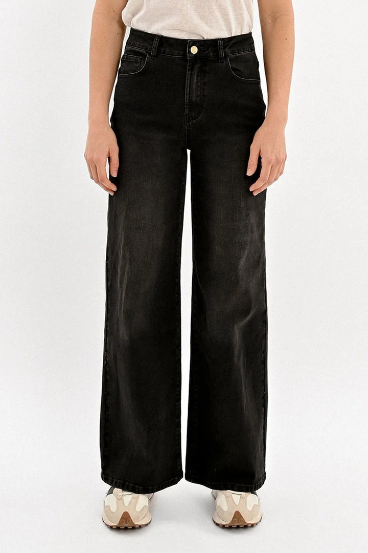 High-waisted Wide Leg Jeans - Black Denim