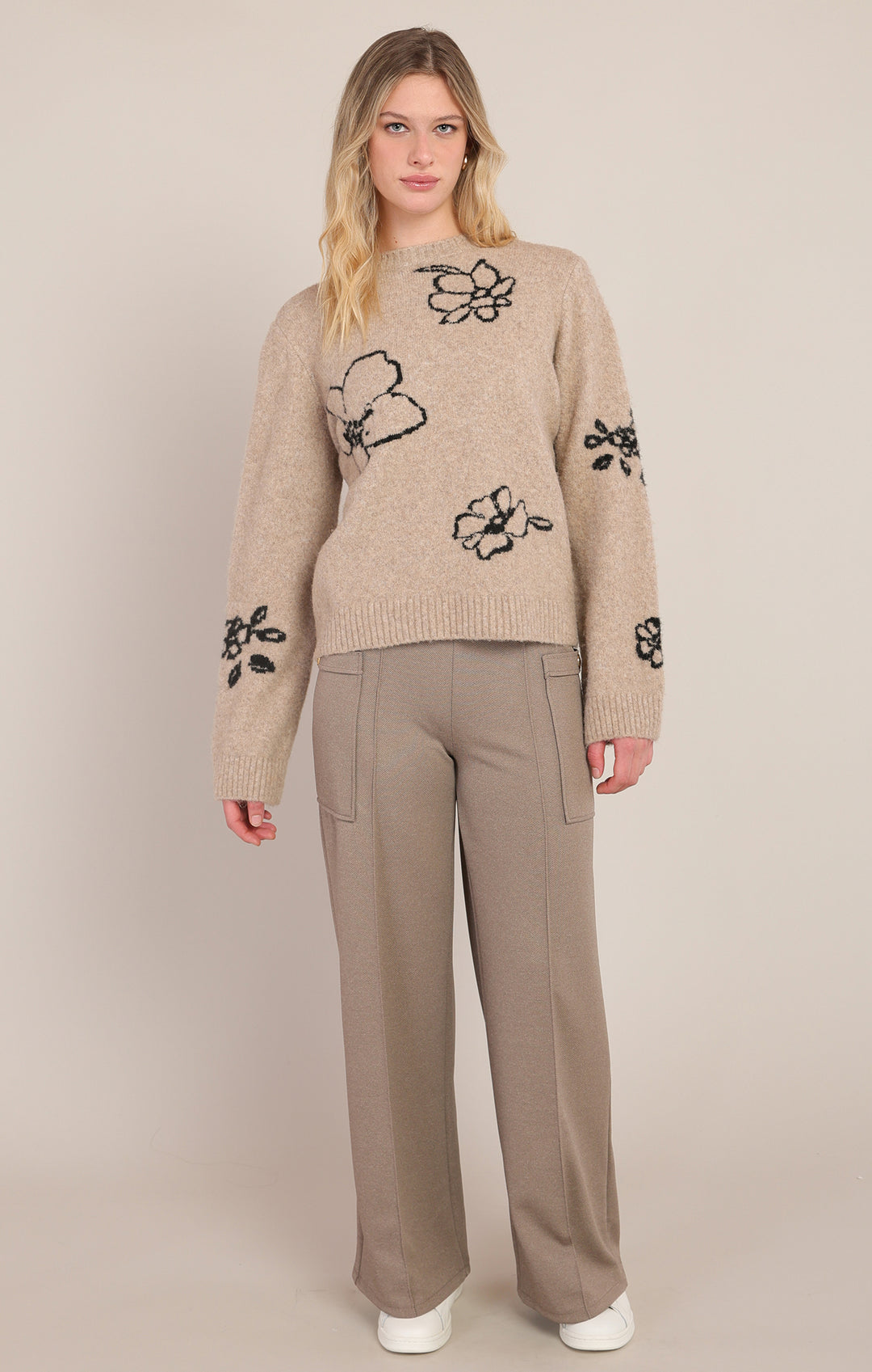 Flower Crew Neck Sweater - Taupe