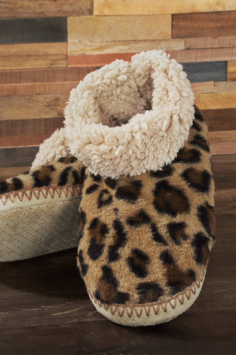 Cozy Leopard Print Slippers