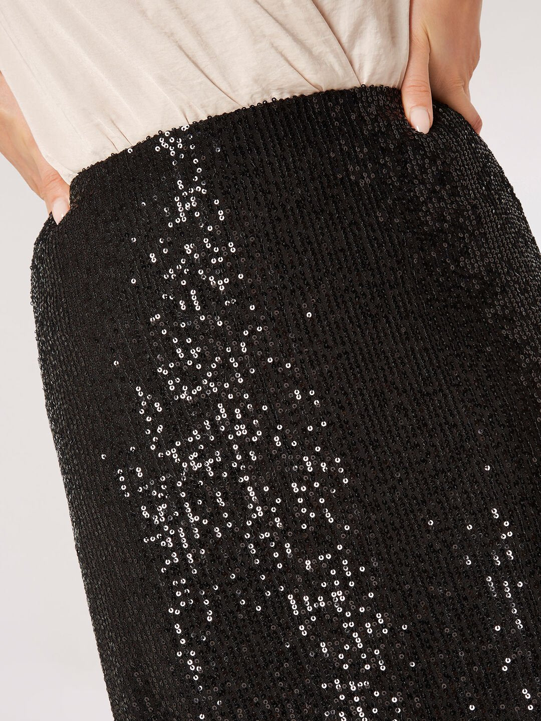 Sequin Bias Cut Midaxi Skirt - Black