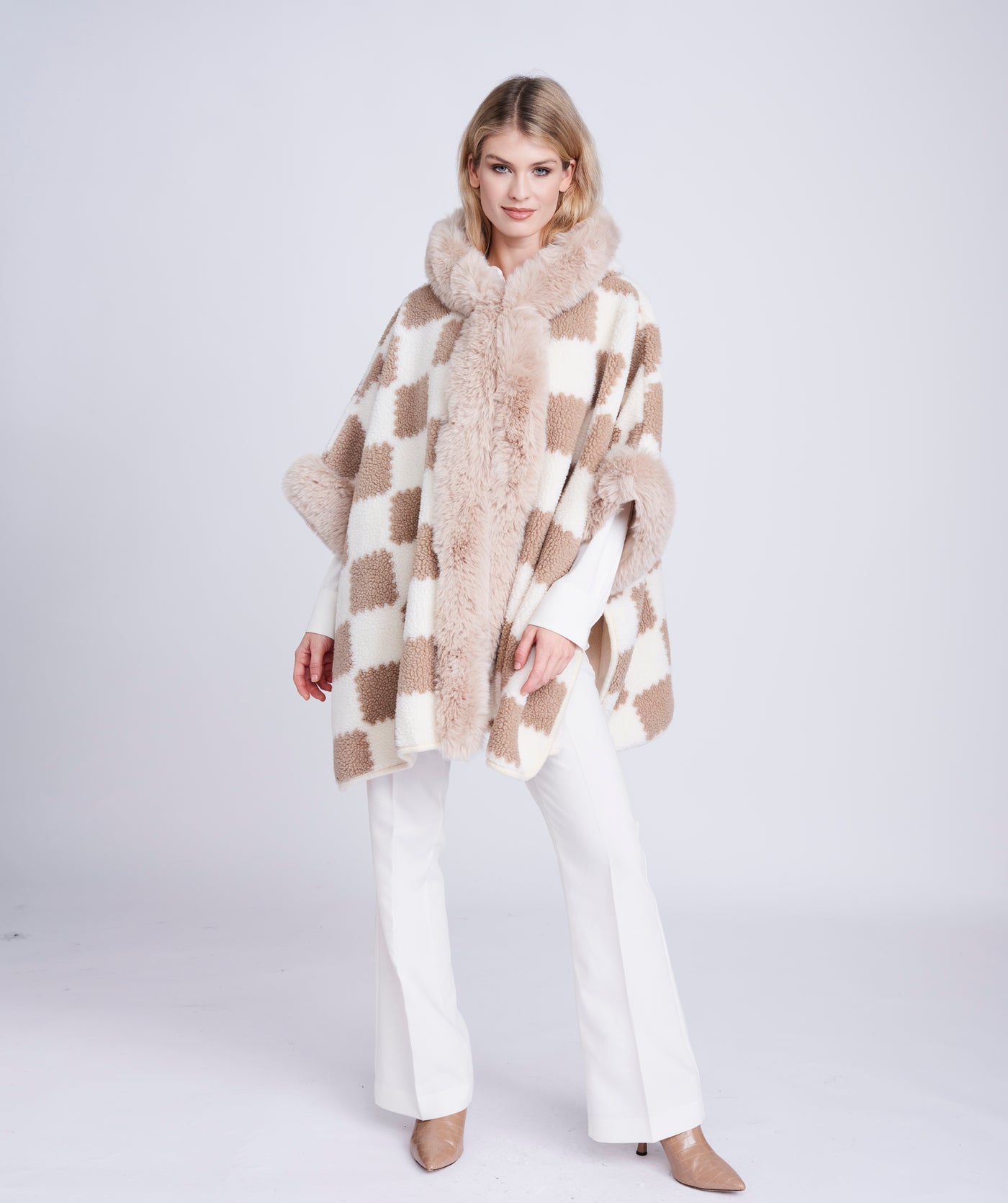 Almond/Beige Textured Knit Wrap with Faux Fur Collar O/S