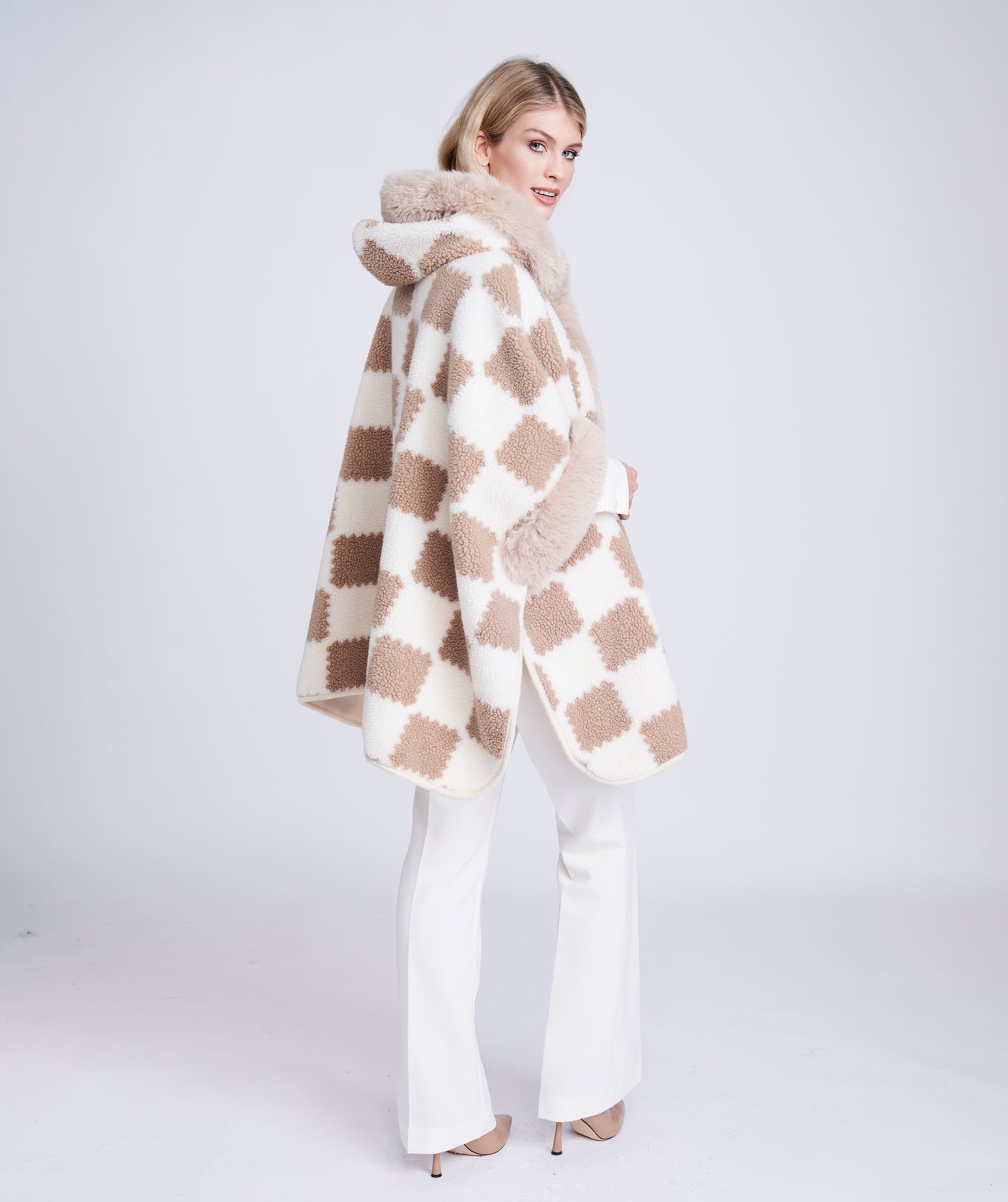 Almond/Beige Textured Knit Wrap with Faux Fur Collar O/S