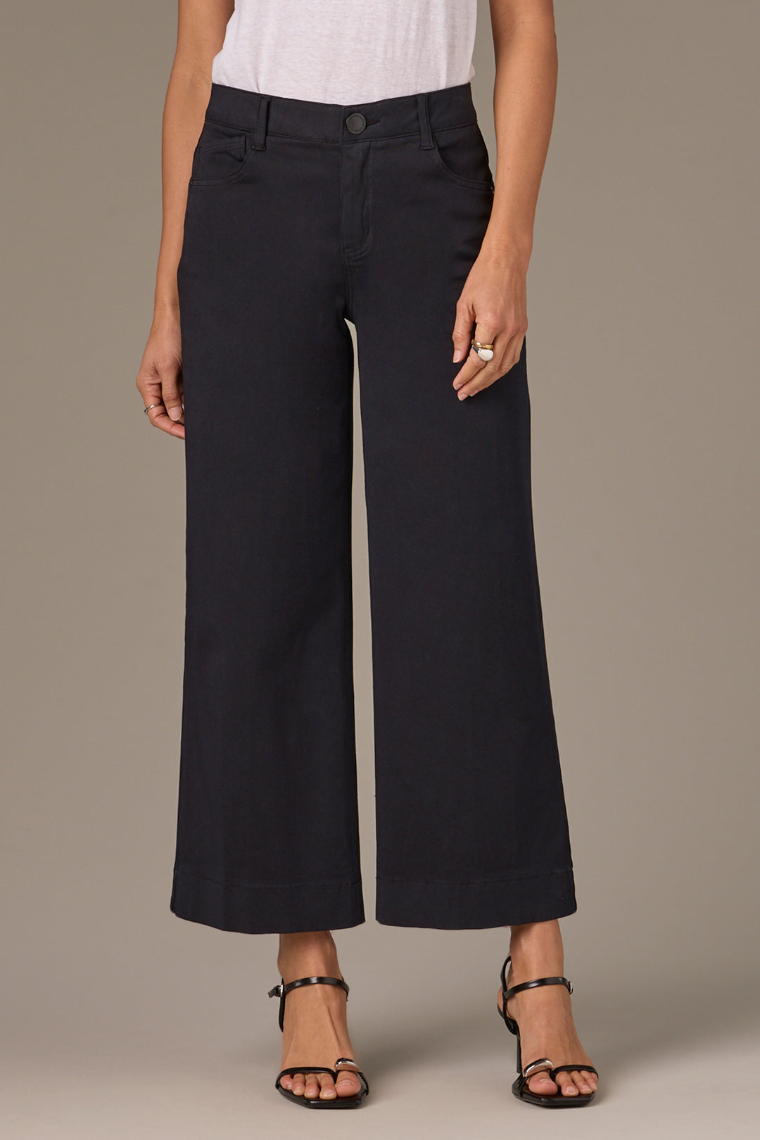 Sam High Rise Ankle Jeans