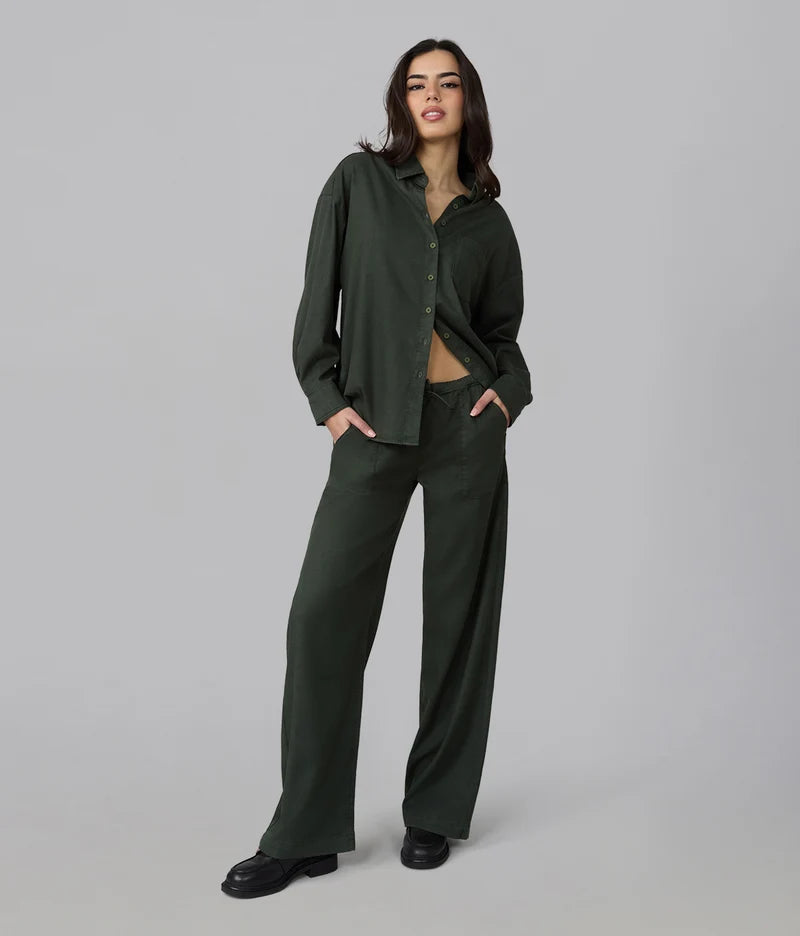 Remy Mid Rise Wide Leg Pants - Command Sage