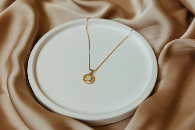 Roe Necklace
