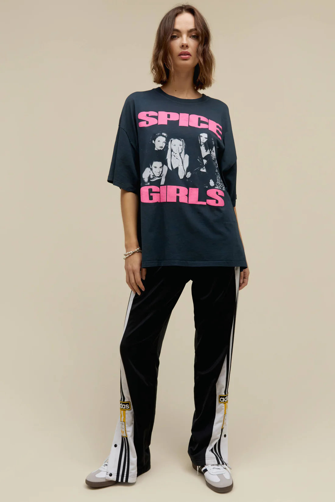 Spice Girls Photo O/S Tee - Vintage Black