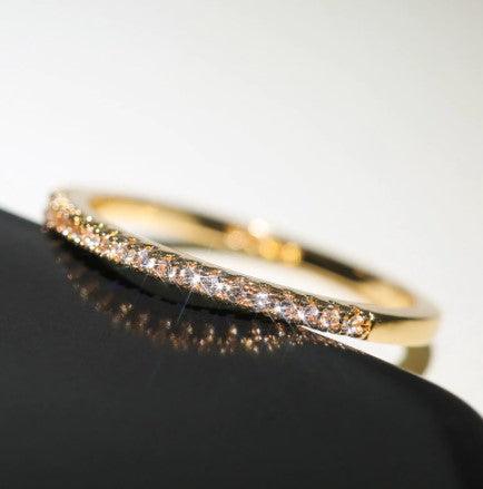 Minimalist thin fashion ring cubic zircon - gold or silver - Ulla-La Boutique