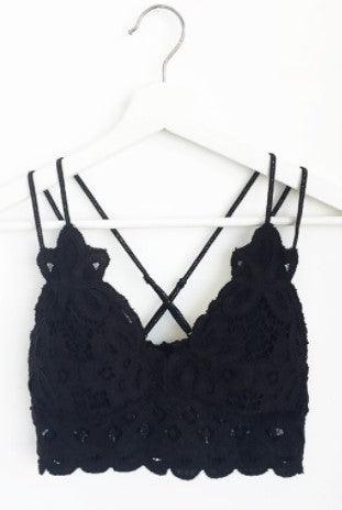 PLUS SIZE Crochet & lace bralette - Black - Ulla-La Boutique