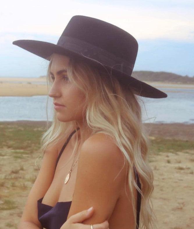 The Sierra // Black – Ulla-La Boutique display picture 3